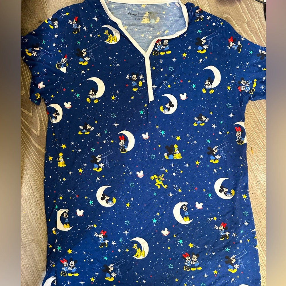 LITTLE SLEEPIES MICKEY IN SPACE MAMA SHIRT MEDIUM